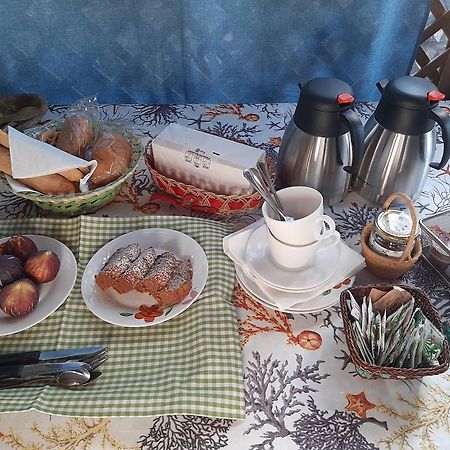 Tom E Jerry Bed & Breakfast Domus De Maria Eksteriør bilde